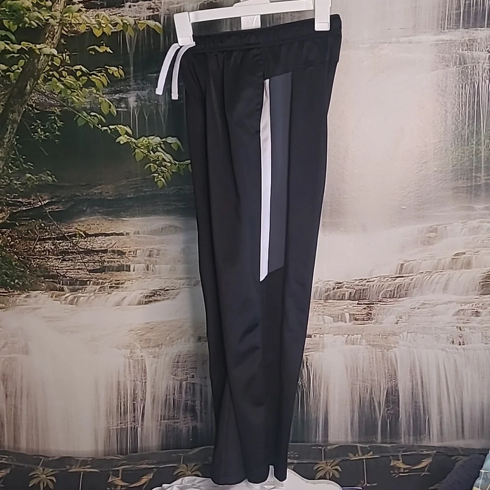 Athletic Works Boys XL 14-16 athletic sweatpants black gray white stripes